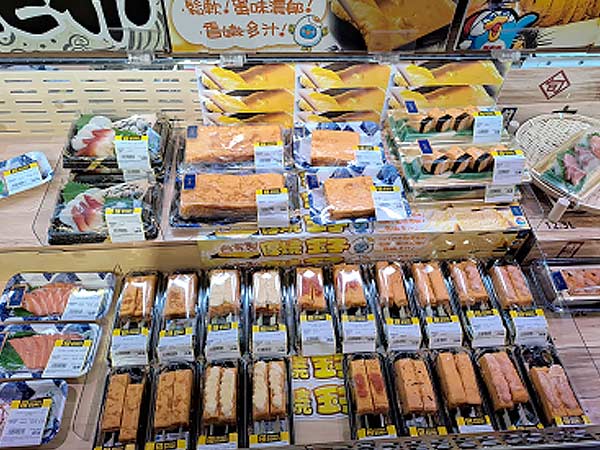 現地小売店で